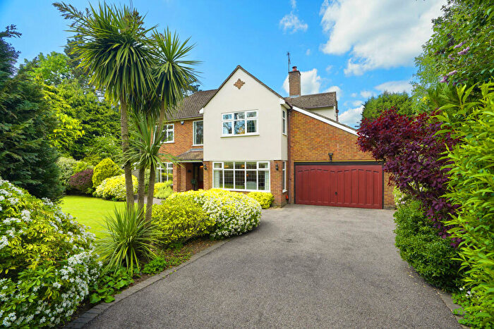 4 Bedroom Detached House For Sale In Dunchurch Road, Rugby, CV22