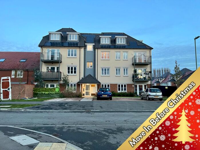 2 Bedroom Flat To Rent In Barn Avenue, Aldershot GU12