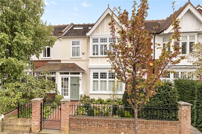 5 Bedroom Semi Detached House For Sale In Gerard Road, Barnes, London, SW13