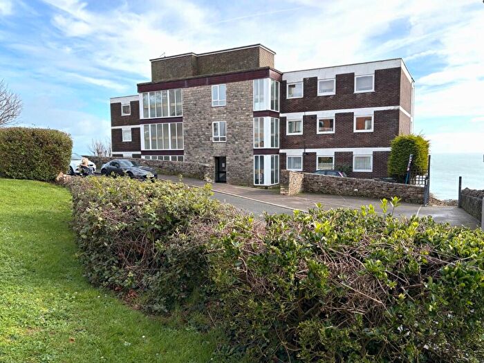 2 Bedroom Flat For Sale In Belle Vue Road, Swanage, Dorset, BH19