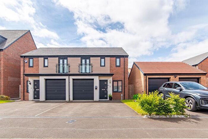 3 Bedroom Semi-Detached House For Sale In Dahlia Grove, Great Park, NE13