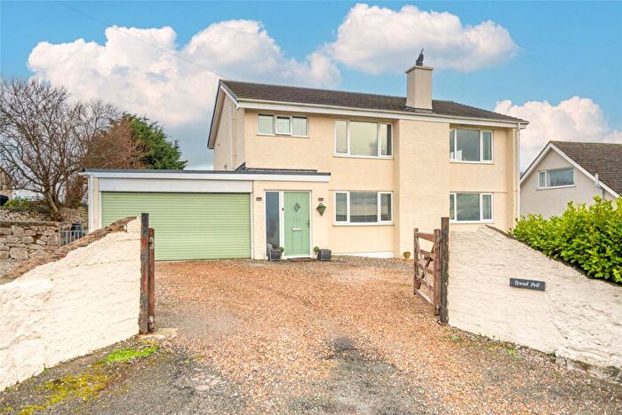 5 Bedroom Detached House For Sale In Malltraeth, Bodorgan, Sir Ynys Mon, LL62