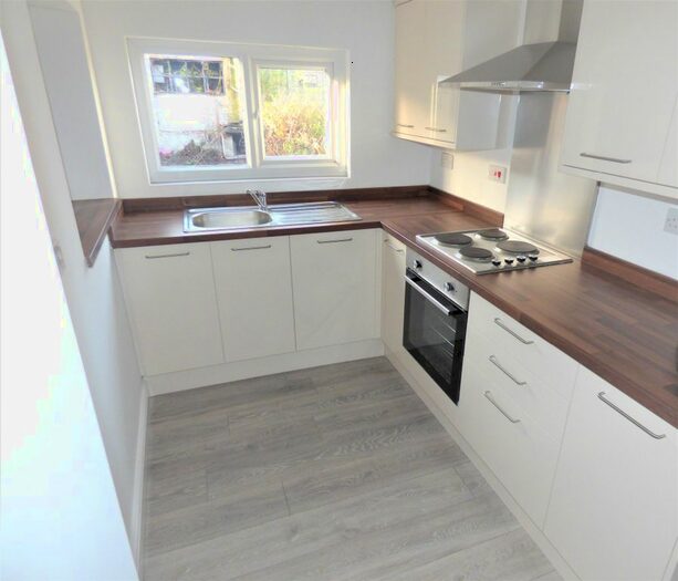 2 Bedroom Terraced House To Rent In St. Johns Road, Balby, Doncaster, DN4