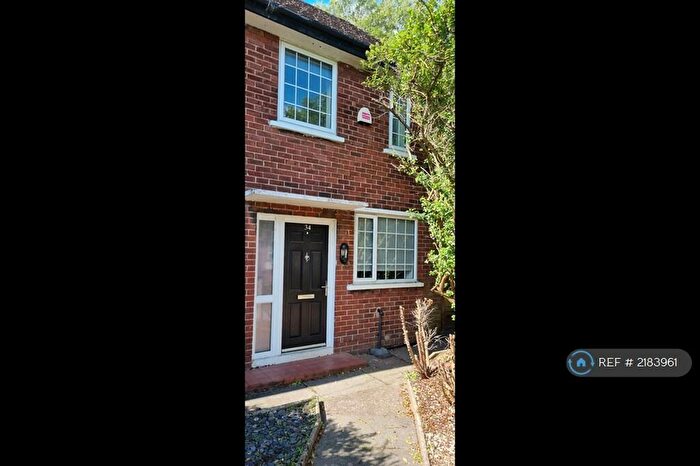 2 Bedroom End Of Terrace House To Rent In Meadowgate Road, Salford, M6