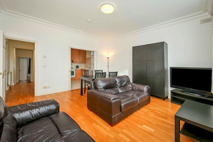 2 Bedroom Flat To Rent In Warwick Road, Ealing, London, W5