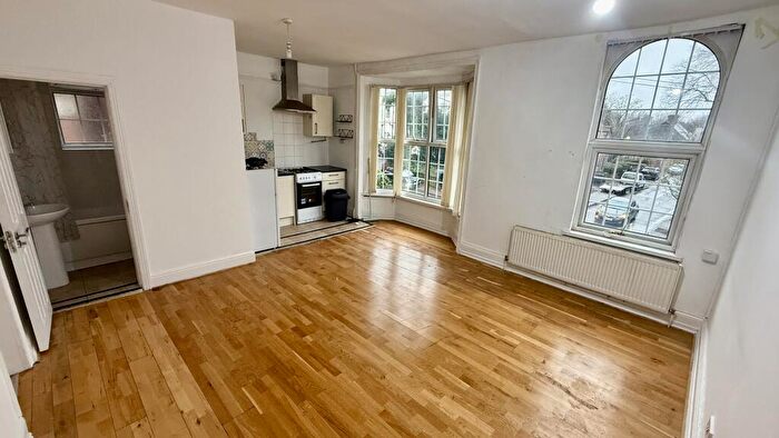 1 Bedroom Apartment To Rent In Church Road, Moseley, B13