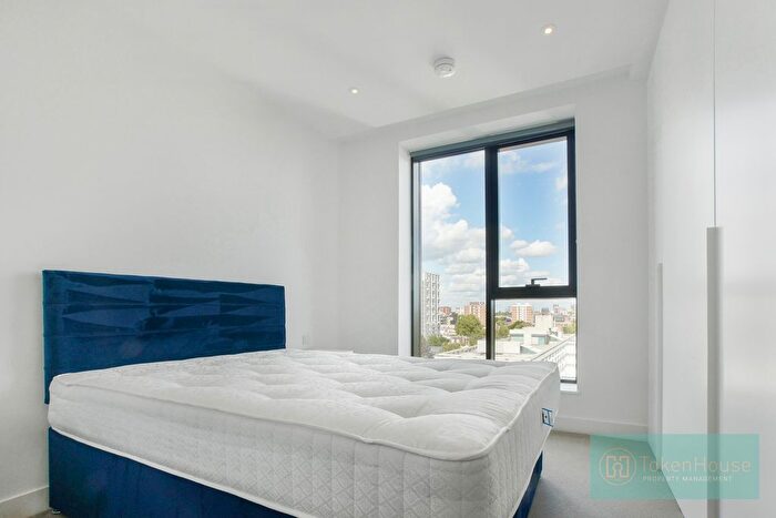 1 Bedroom Flat To Rent In Dawson Street, London, E2