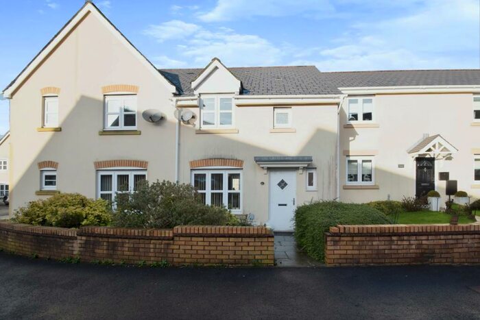 3 Bedroom Terraced House To Rent In Gelli Deg, Fforestfach, SA5