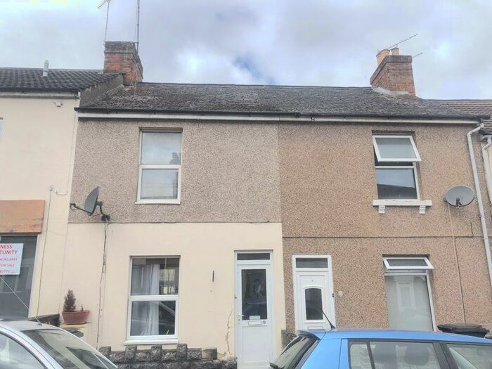 2 Bedroom Terraced House To Rent In Bed House To Rent, Dowling Street, Town Centre, SN1
