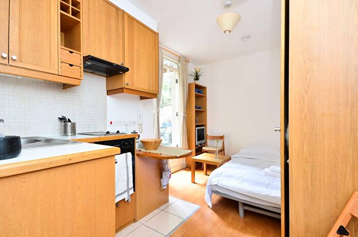 Studio To Rent In Fairholme Road, West Kensington, London, W14