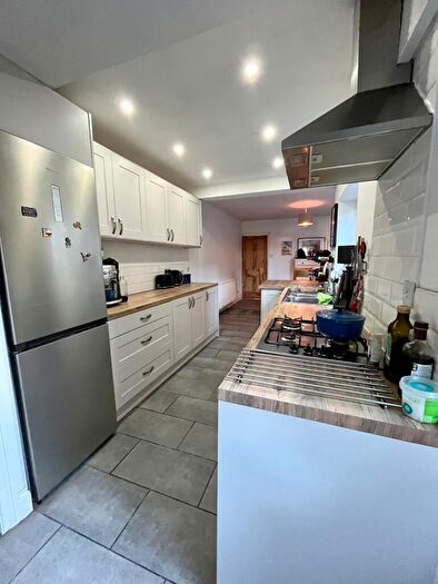 2 Bedroom House To Rent In Avon Street, Warwick, CV34