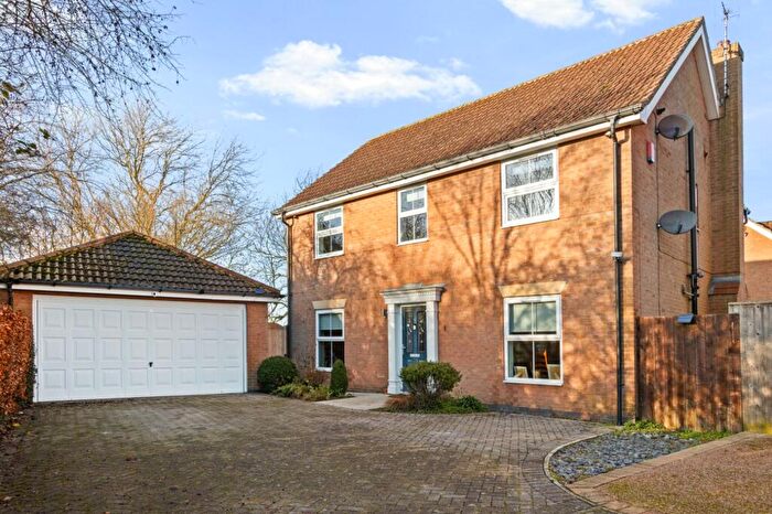 4 Bedroom Detached House For Sale In Brocklesby Avenue, Immingham, DN40