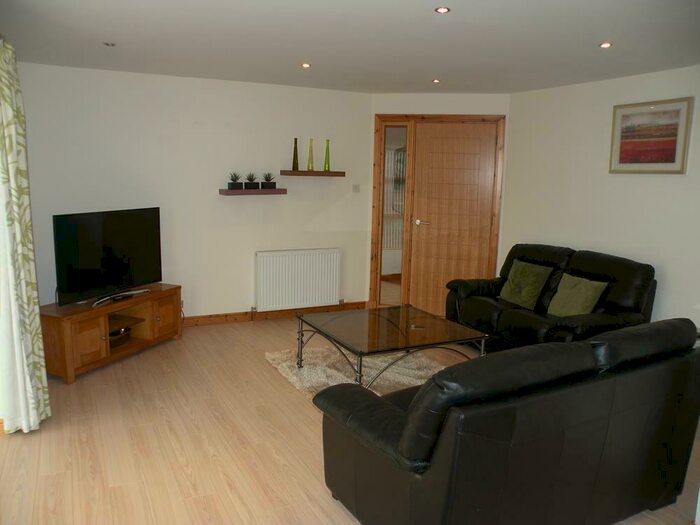 2 Bedroom Flat To Rent In Willowbank Road, Aberdeen, AB11