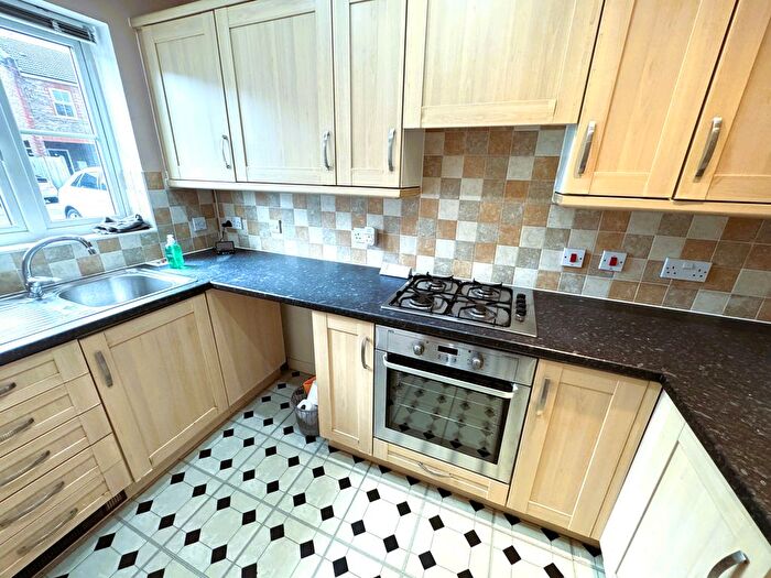 2 Bedroom Terraced House To Rent In Abbey Road, Ilford, IG2