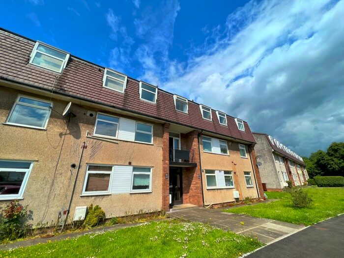 2 Bedroom Flat To Rent In Fairwood Road, Fairwood, Cardiff, CF5