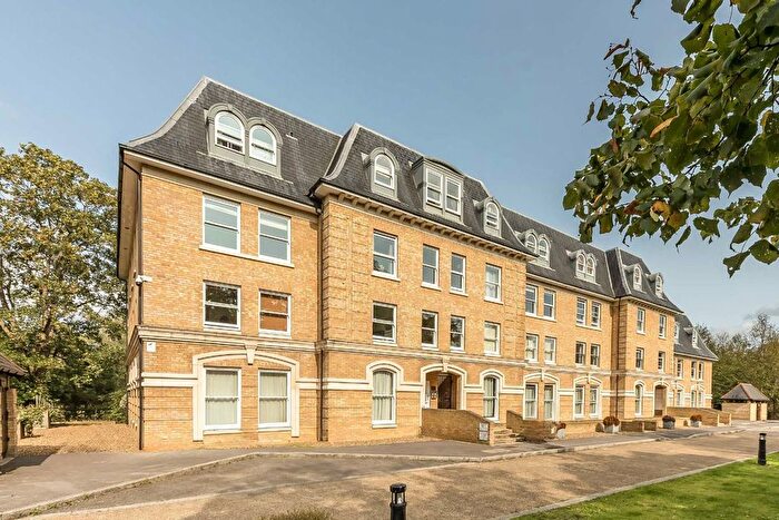 1 Bedroom Flat To Rent In Langdon Park, Teddington, TW11