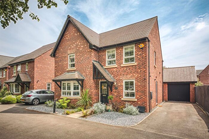 4 Bedroom Detached House For Sale In Compton Way, Littleover, Derby, DE23
