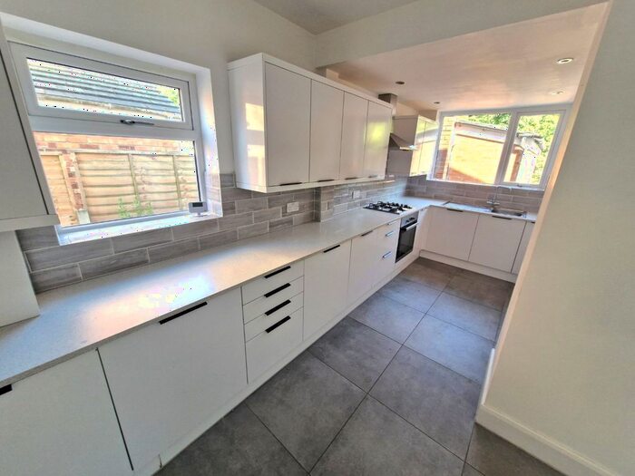 3 Bedroom Semi-Detached House To Rent In Glastonbury Avenue, Blackpool, FY1