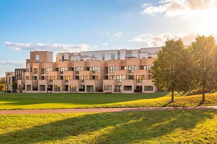 2 Bedroom Maisonette For Sale In Eddington Avenue, Cambridge, CB3