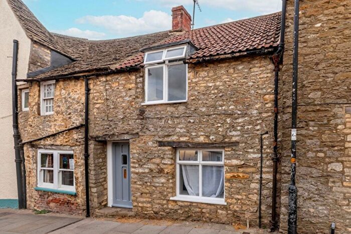1 Bedroom Cottage To Rent In St. Marys Street, Malmesbury, SN16