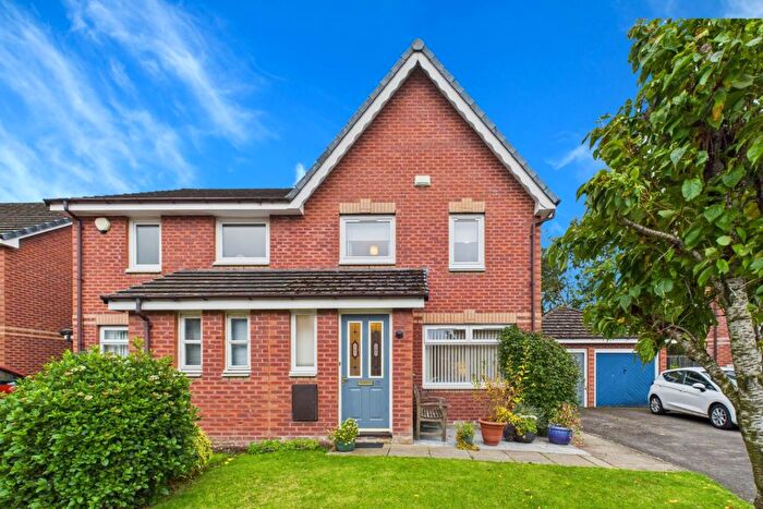 3 Bedroom Semi-Detached House For Sale In Fyne Crescent, Larkhall, ML9