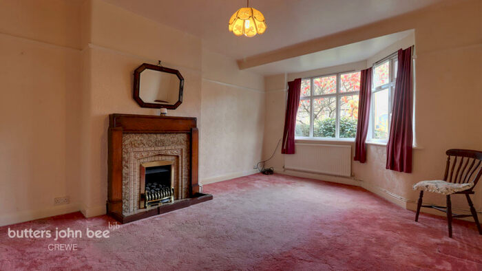 3 Bedroom Semi-Detached House For Sale In Waterloo Road, Crewe, CW1