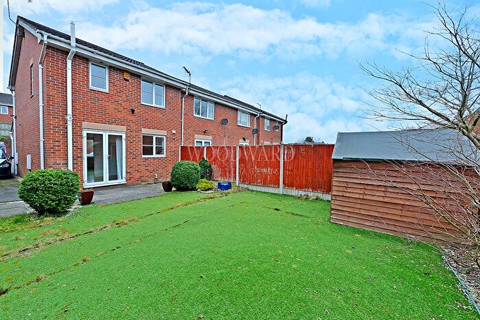 3 Bedroom End Of Terrace House For Sale In James Street, Leabrooks, Alfreton, DE55