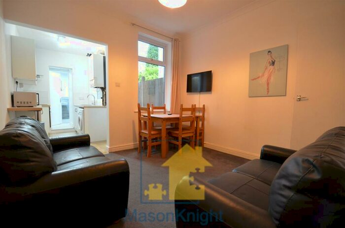 4 Bedroom Terraced House To Rent In Winnie Road, Selly Oak, B29