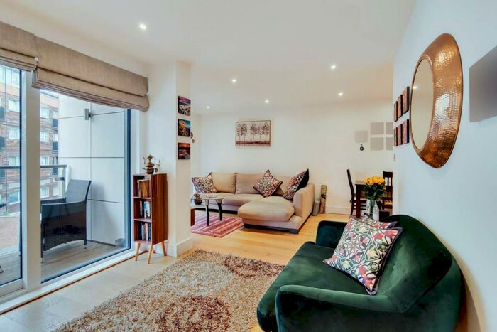 1 Bedroom Flat To Rent In Skerne Road, Kingston, Kingston Upon Thames, KT2