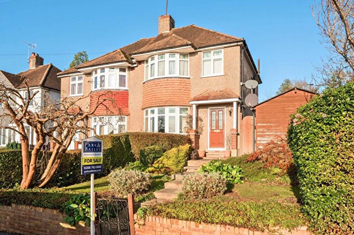 3 Bedroom Semi-Detached House For Sale In Winifred Road, Coulsdon, CR5