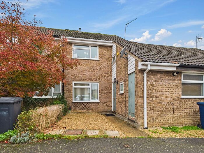 3 Bedroom Terraced House For Sale In Marlborough Close, St Ives, Cambridgeshire., PE27