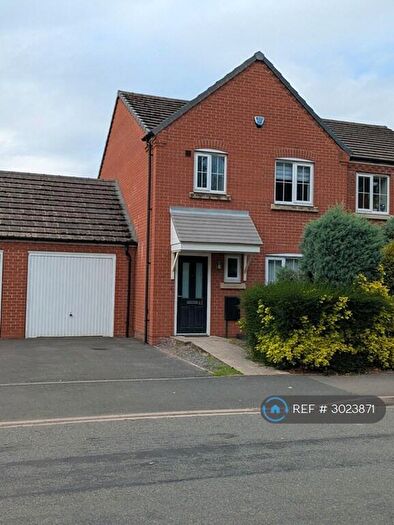3 Bedroom Semi-Detached House To Rent In Clensmore St, Kidderminster, DY10