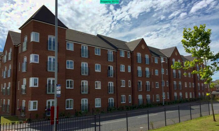 2 Bedroom Apartment To Rent In The Willows, Fenton Gate, Middleton, Leeds, LS10
