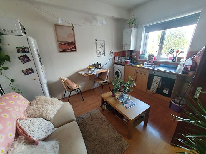 2 Bedroom Flat To Rent In Flat, Mundy Place, Cathays, CF24