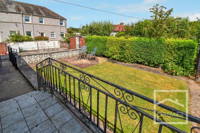 2 Bedroom Bungalow For Sale In Kylepark Drive, Uddingston, Glasgow, G71