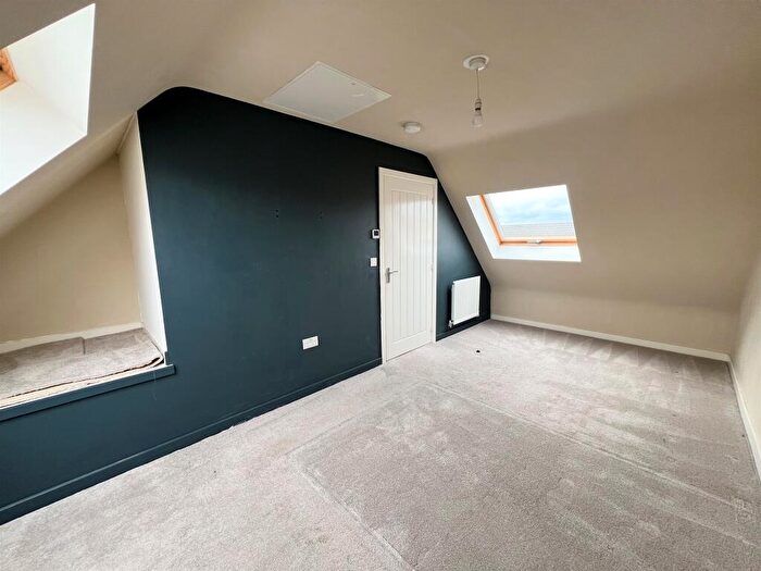 3 Bedroom End Of Terrace House For Sale In Flying Bedstead Way, Hucknall, Nottingham, NG15