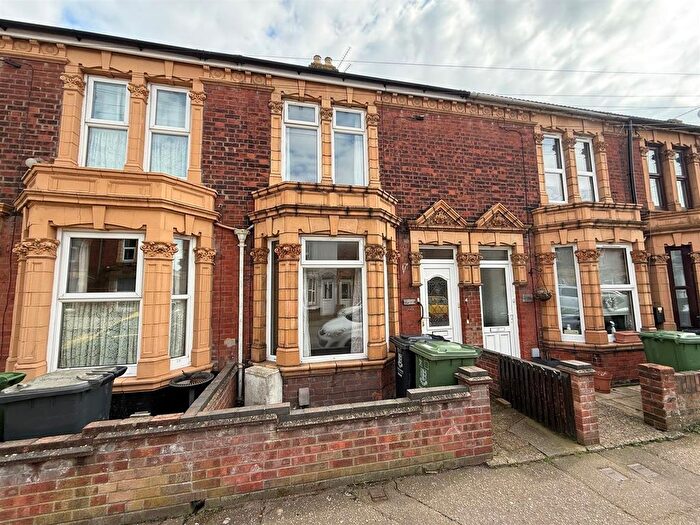 3 Bedroom Terraced House For Sale In Palgrave Road, Great Yarmouth, NR30