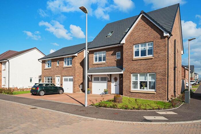 6 Bedroom Detached House To Rent In Kilmelford Drive, Bishopton, PA7