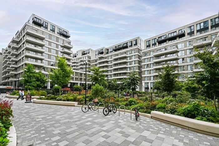 1 Bedroom Flat To Rent In Westfield Avenue, Stratford, London, E20