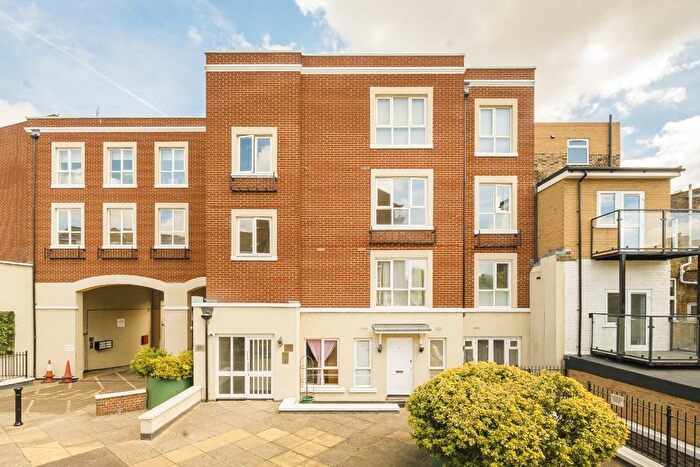 1 Bedroom Flat For Sale In Church Road, Acton, W3