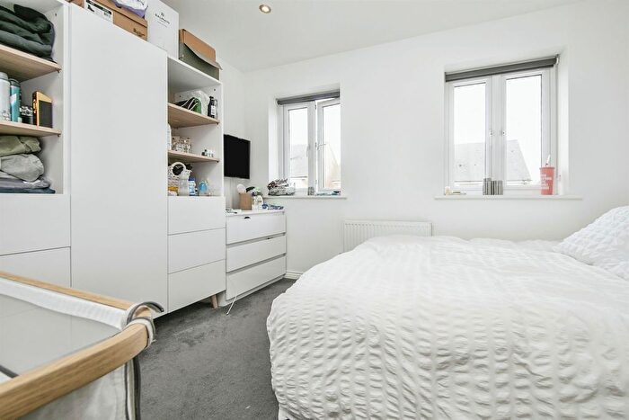 2 Bedroom Terraced House For Sale In Hampton Court Close, Colchester, CO2