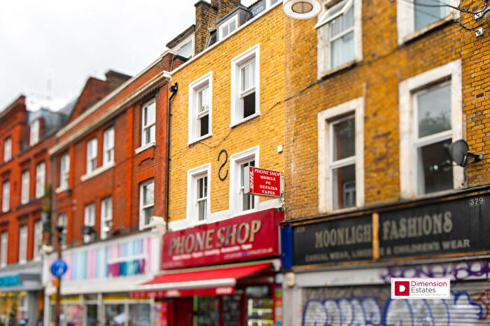 4 Bedroom Maisonette To Rent In Mare Street, Hackney Central, London, E8