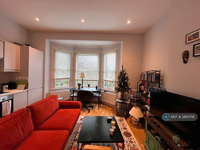 1 Bedroom Flat To Rent In Muswell Hill, London, N10