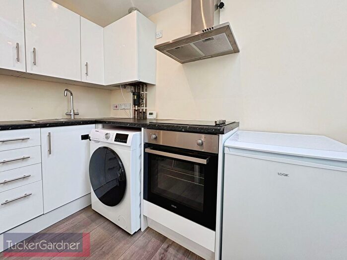 1 Bedroom Flat To Rent In Rosemary Lane, Cambridge, CB1