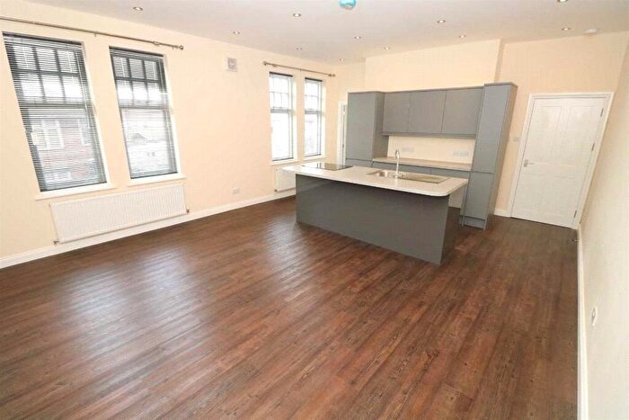 2 Bedroom Apartment To Rent In London Road, Oadby, Leicester, LE2