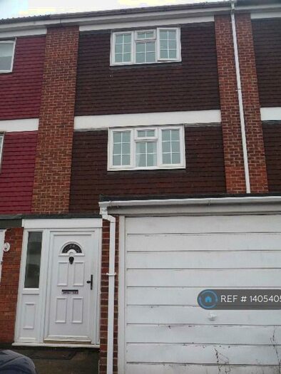3 Bedroom Terraced House To Rent In Launceston Close, London, RM3