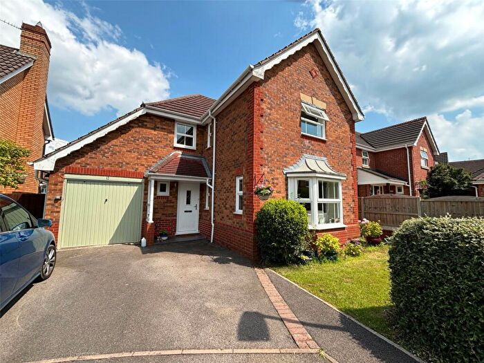 4 Bedroom Detached House For Sale In Borage Close, Abbeymead, Gloucester, Gloucestershire, GL4