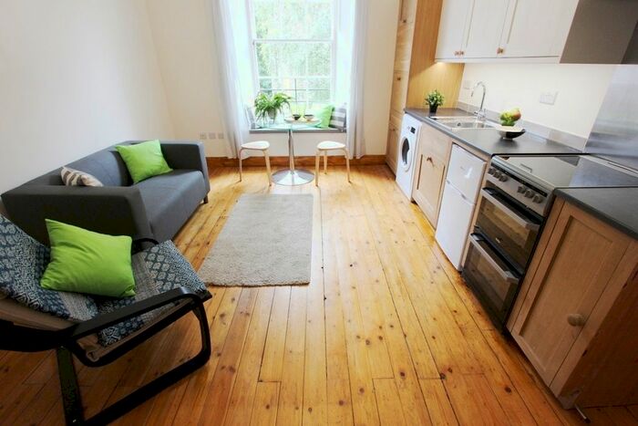 1 Bedroom Flat To Rent In Hamilton Place, Stockbridge, EH3