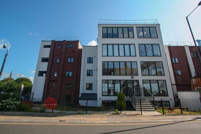 1 Bedroom Apartment To Rent In Grosvenor House, Newmarket, CB8