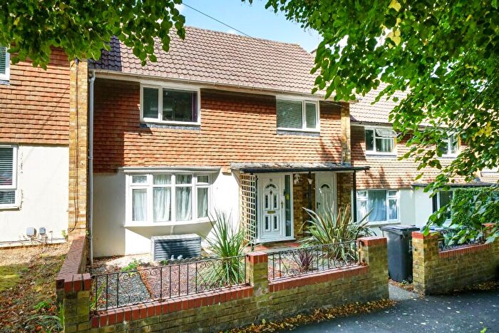 4 Bedroom Terraced House For Sale In Lyne Way, Hemel Hempstead, Hertfordshire, HP1